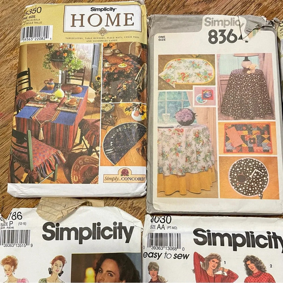 Lot Of 8 Simplicity and Simplicity Home Sewing Patterns - Picture 2 of 7